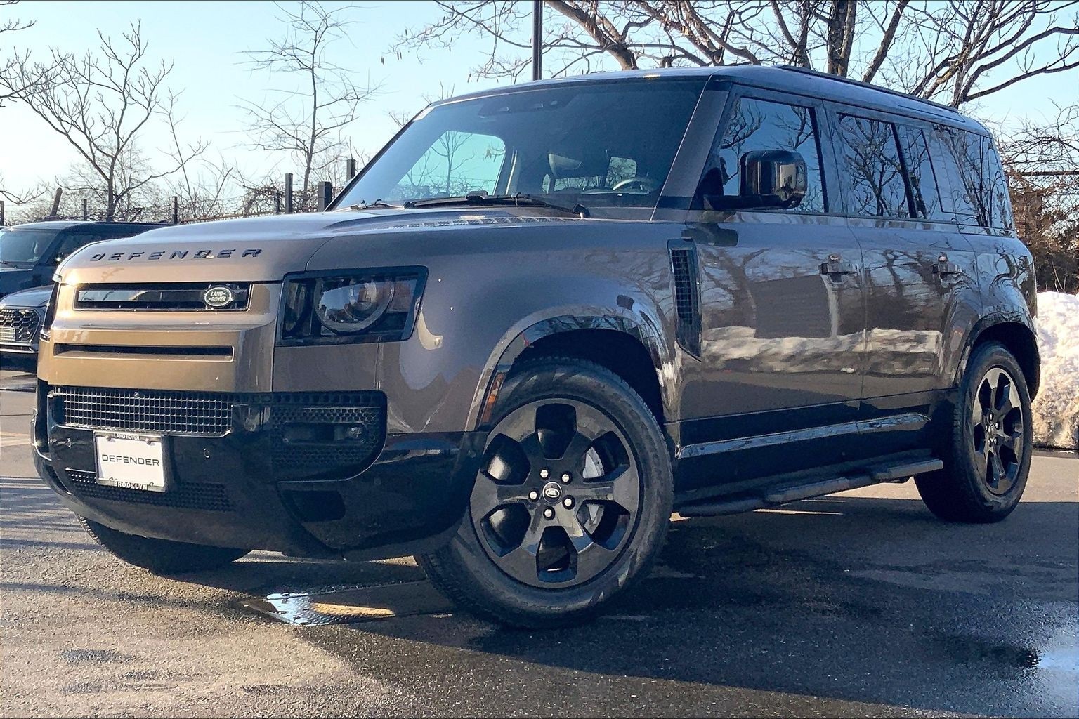 2024 Land Rover Defender 110 P400 X-Dynamic SE AWD