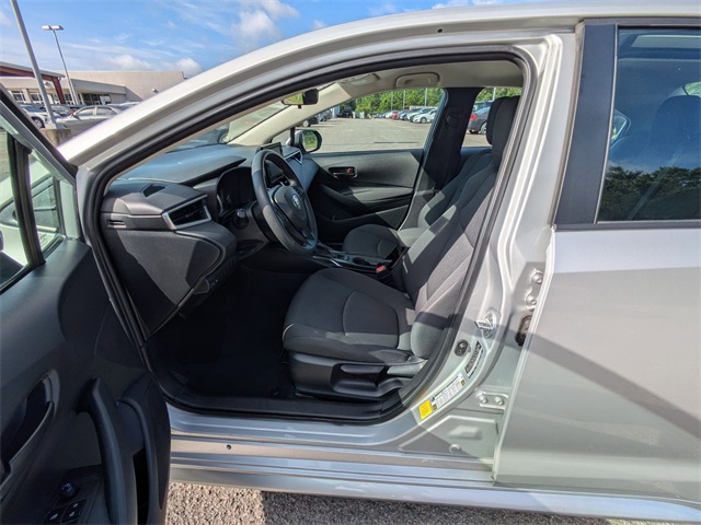 2022 Toyota Corolla LE Silver at Davis Toyota of Orangeburg