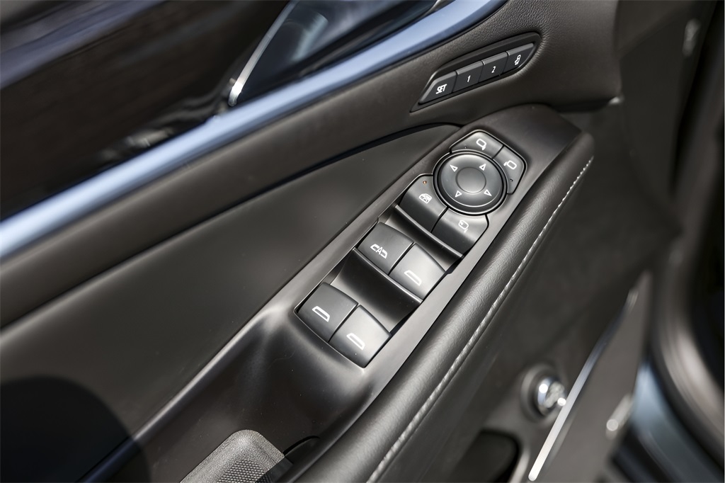 Used Car 2020 Buick Enclave  Avenir For Sale Under $30,000 In Austin, Texas