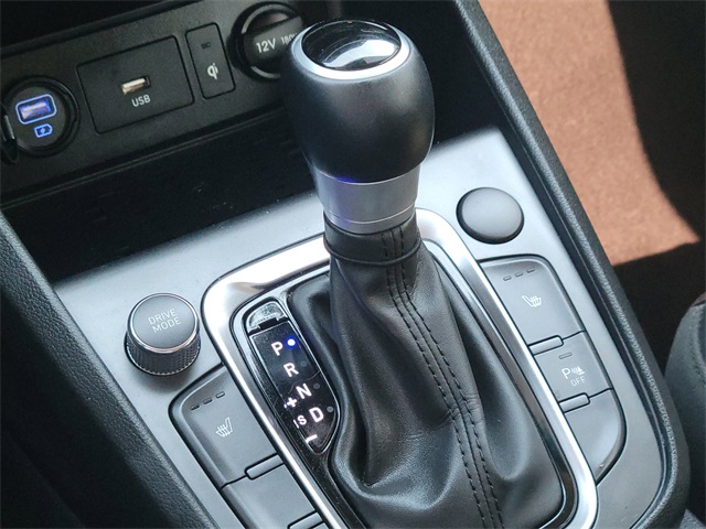 2023 Hyundai Kona Limited White at Baytown Hyundai