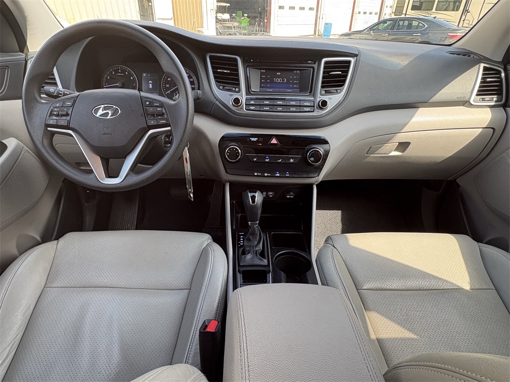 2018 Hyundai Tucson SE Silver at Bayway Cadillac of The Woodlands