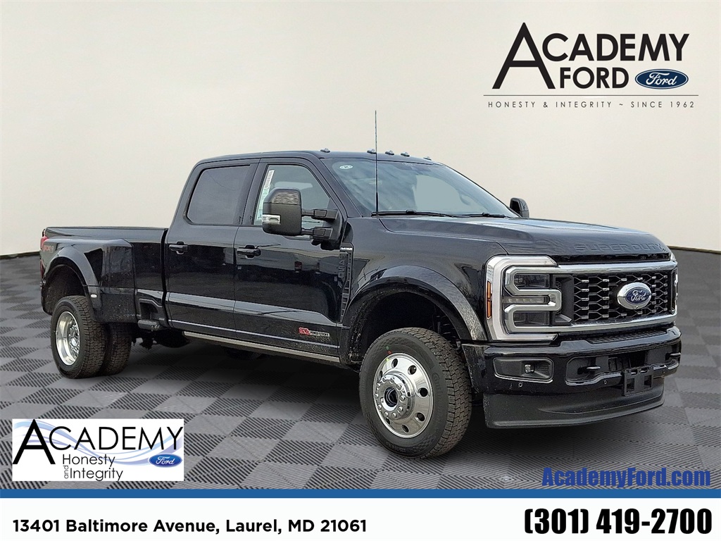 2026 Ford F-450 Super Duty Platinum Crew Cab LB DRW 4WD