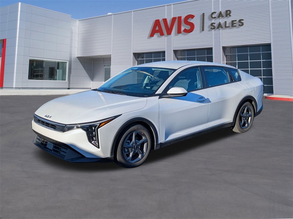 2025 Kia K4 LXS FWD