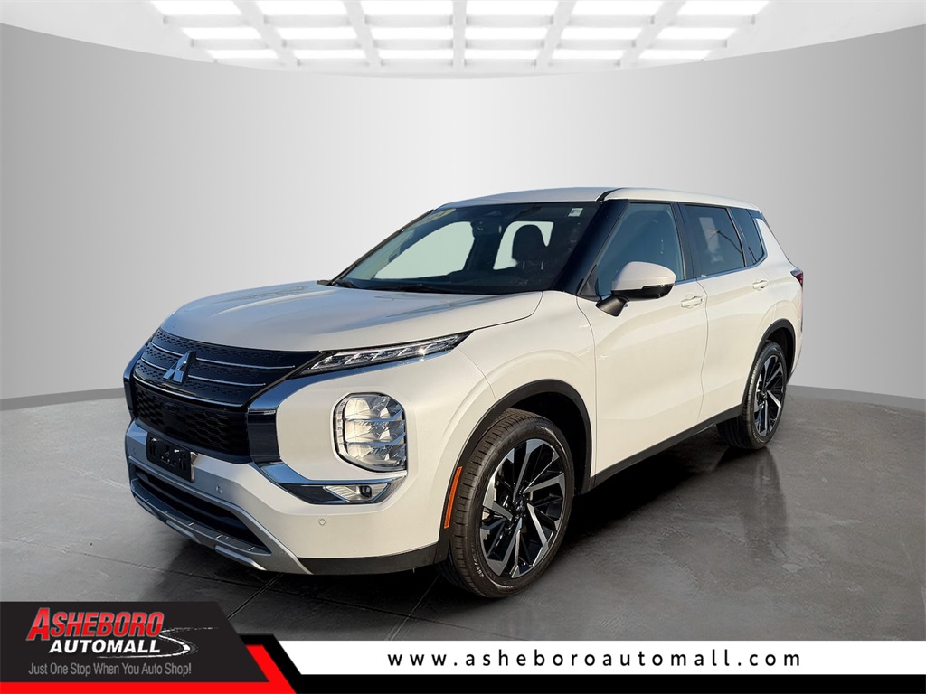 2024 Mitsubishi Outlander SE FWD
