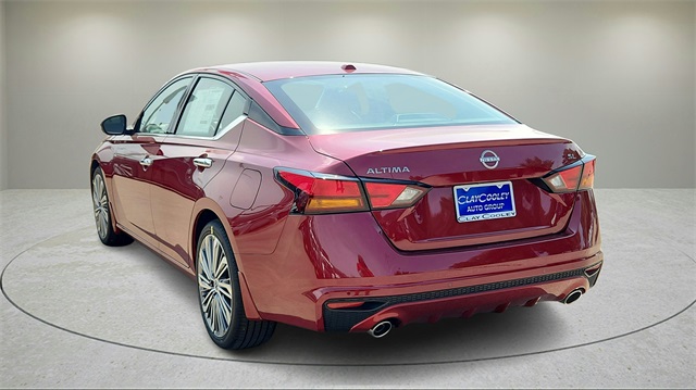 2025 Nissan Altima