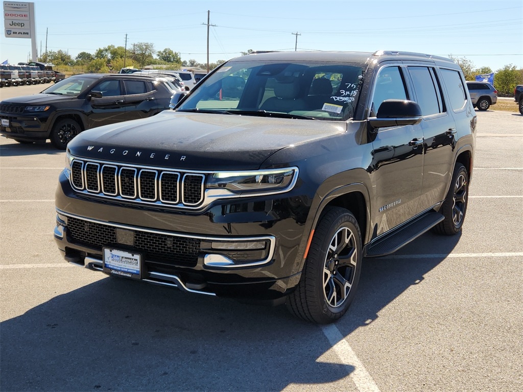 2025 Jeep Wagoneer Base 