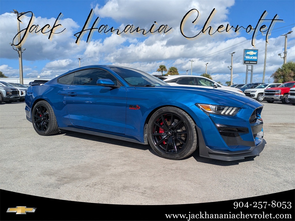 2017 Ford Mustang GT Premium Coupe RWD