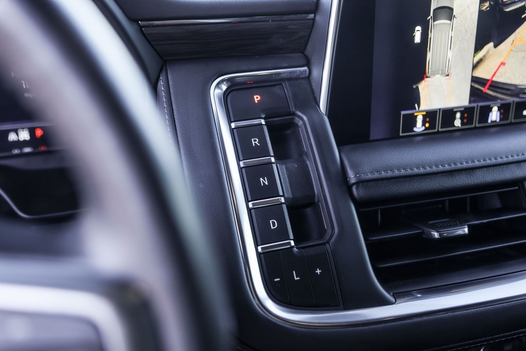 Used Car 2022 Chevrolet Suburban  Z71 For Sale Under $60,000 In Austin, Texas