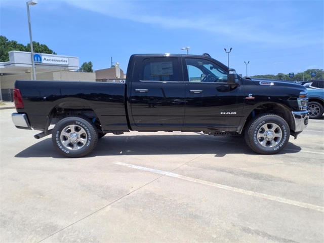 2025 Ram 2500 Big Horn photo 2