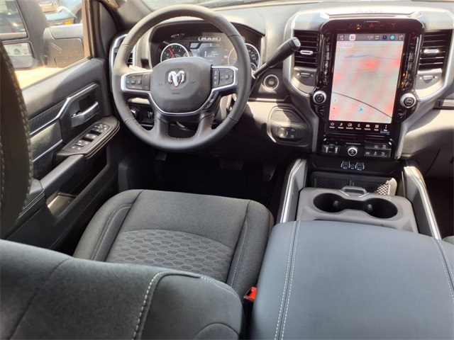 2025 Ram 2500 Big Horn photo 4