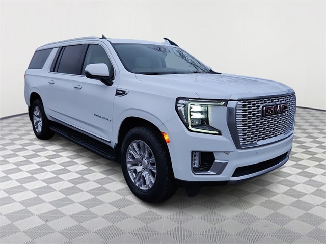 2022 GMC Yukon XL Denali 4WD