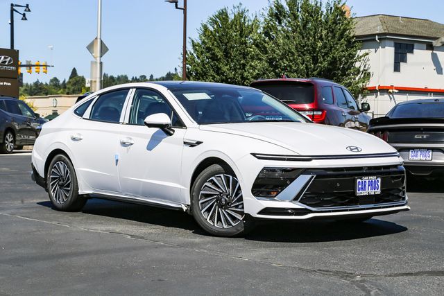 2025 Hyundai Sonata Hybrid Limited FWD