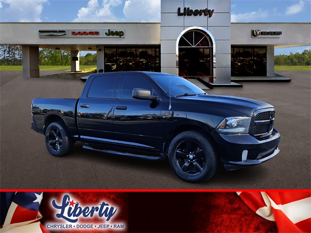 2014 RAM 1500 Express Crew Cab RWD