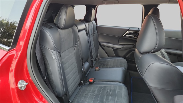 2024 Mitsubishi Outlander PHEV