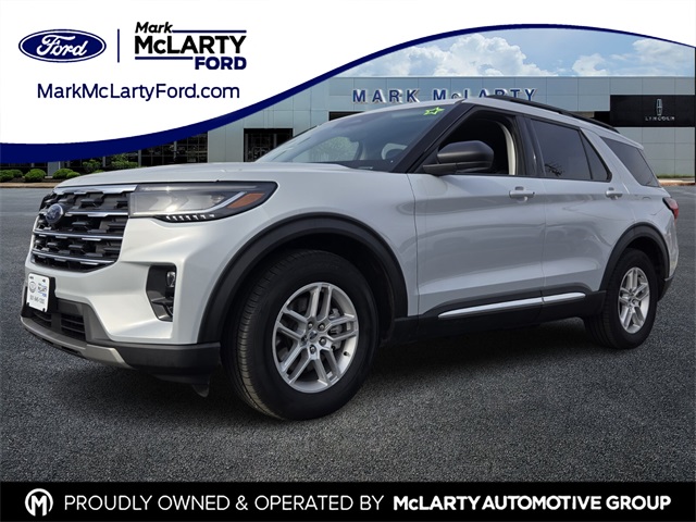 2025 Ford Explorer Active RWD