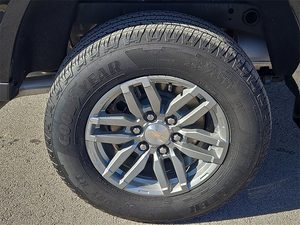 Used 2024 Chevrolet Colorado For Sale in Farmington, AR