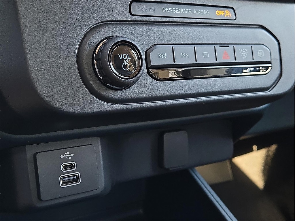 New 2025 Ford Maverick For Sale in Farmington, AR