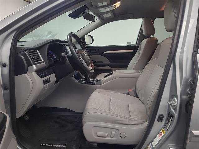 2018 – Toyota – Highlander