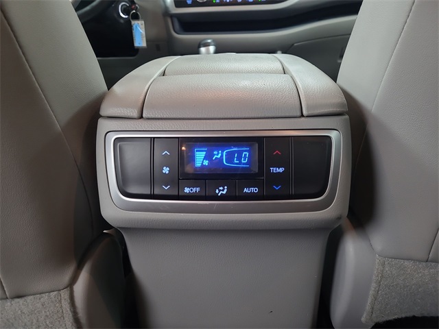 2018 – Toyota – Highlander