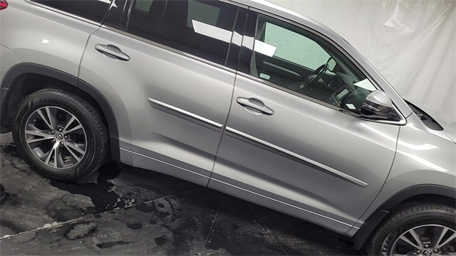 2018 – Toyota – Highlander