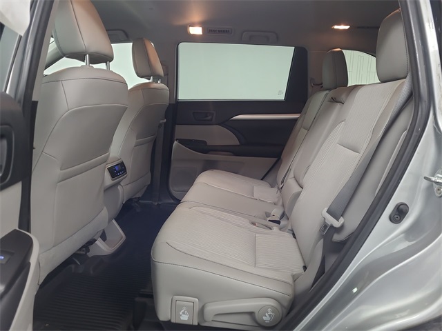 2018 – Toyota – Highlander