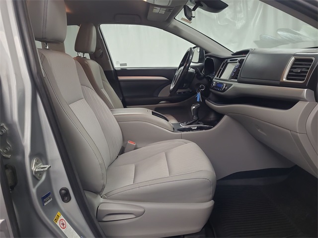 2018 – Toyota – Highlander