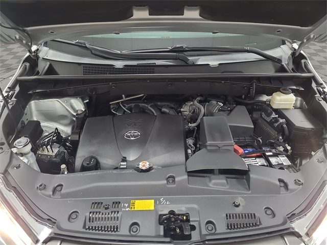 2018 – Toyota – Highlander