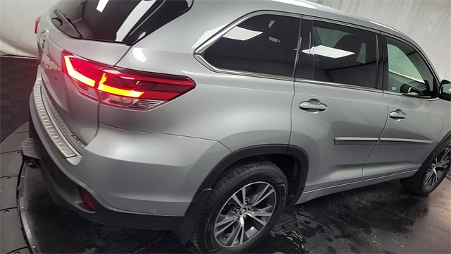 2018 – Toyota – Highlander