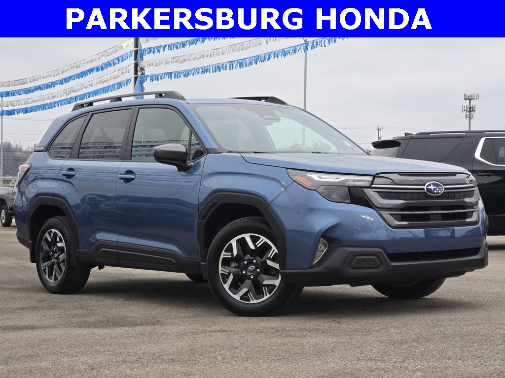2025 Subaru Forester Premium Crossover AWD