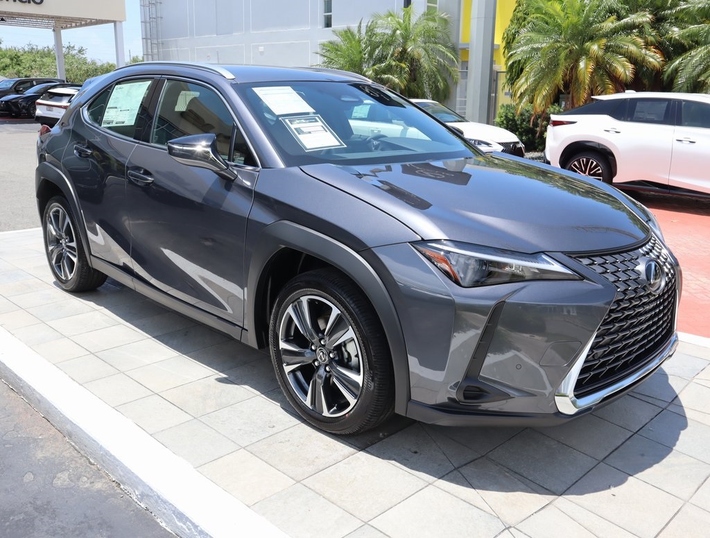 Thumbnail: 2025 Lexus UX - 3