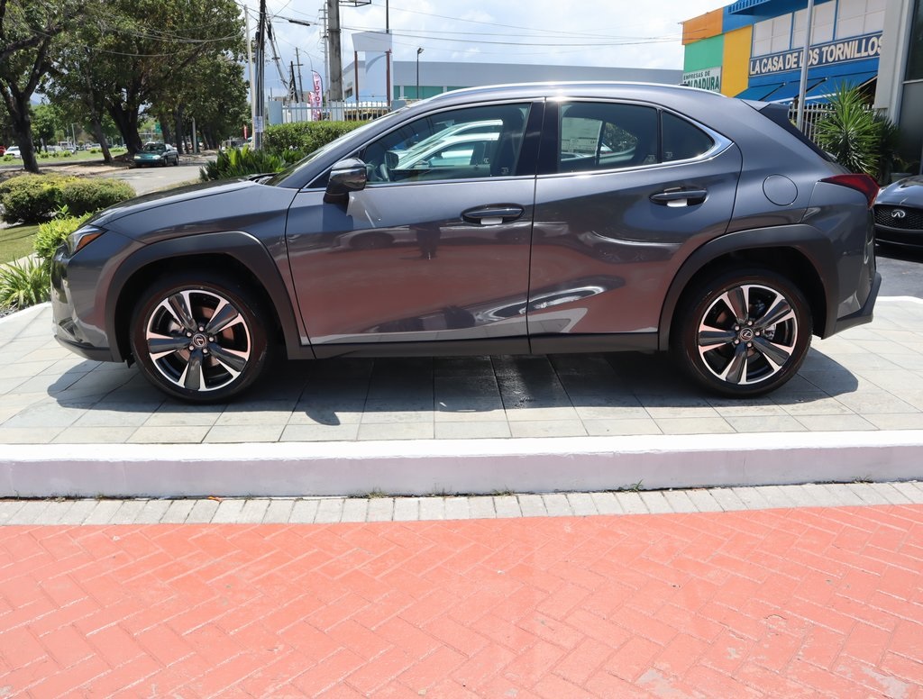 Thumbnail: 2025 Lexus UX - 8