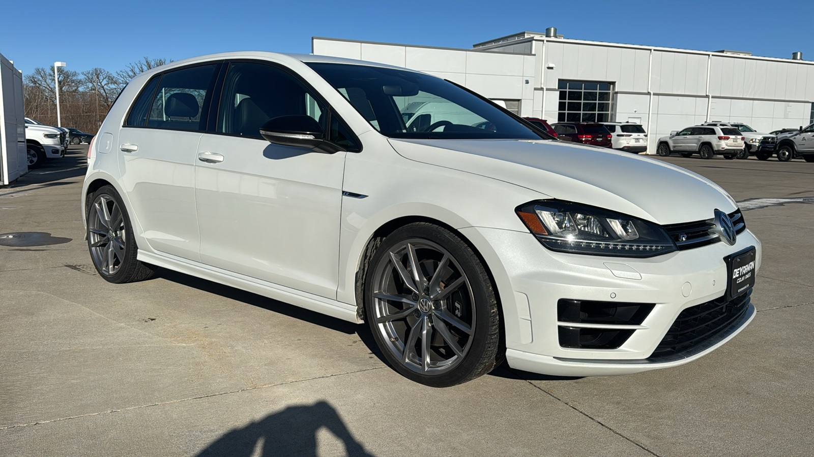 2017 Volkswagen Golf R 4-Door AWD with DCC and Navigation