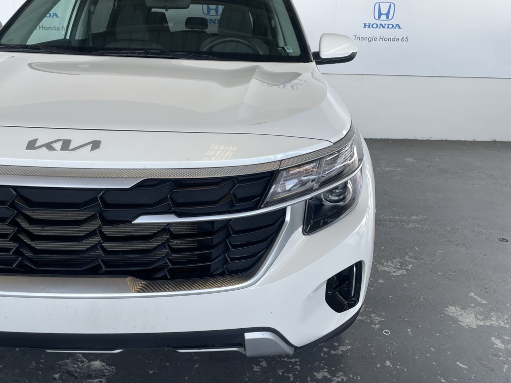 Thumbnail: 2024 Kia Seltos - 26