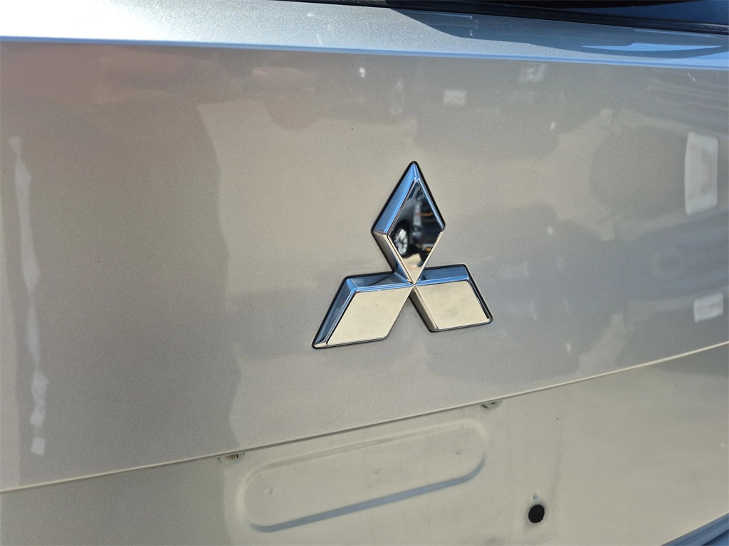 2023 Mitsubishi Outlander SE Silver at Bayshore Chrysler Jeep Dodge Ram