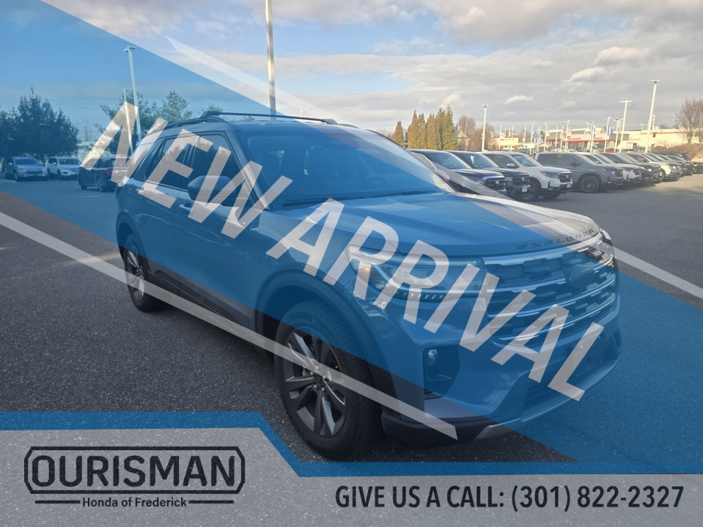 2025 Ford Explorer Active AWD