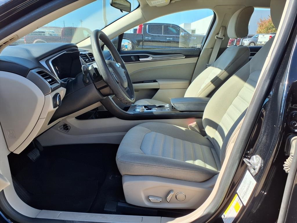 2017 Ford Fusion SE Black at Bayway Cadillac Southwest