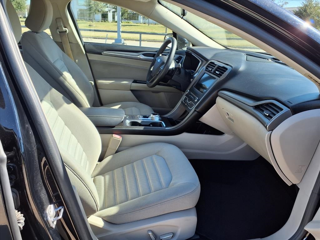 2017 Ford Fusion SE Black at Bayway Cadillac Southwest