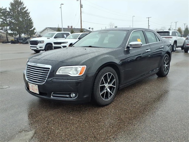 2012 Chrysler 300 Limited RWD