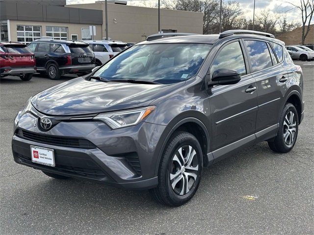 2018 Toyota RAV4 LE AWD