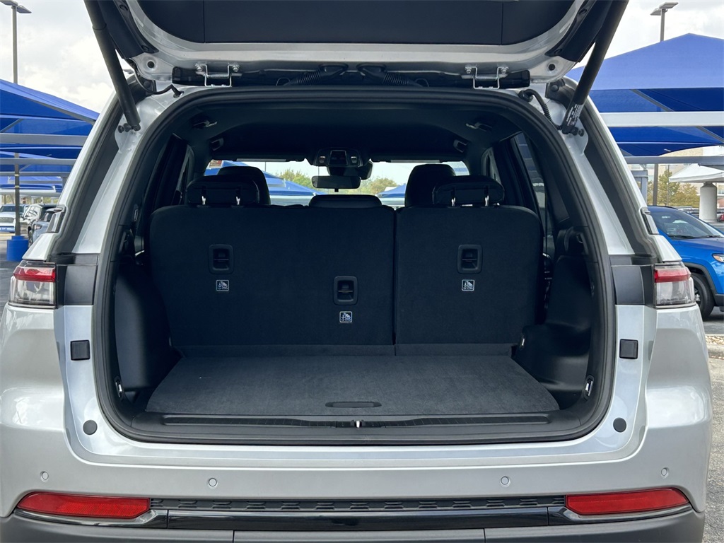 New Car 2025 Jeep Grand Cherokee  Altitude For Sale Under $40,000 In San Marcos, Texas