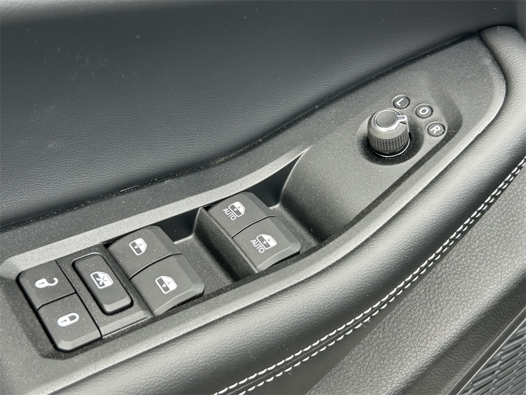 New Car 2025 Jeep Grand Cherokee  Altitude For Sale Under $40,000 In San Marcos, Texas