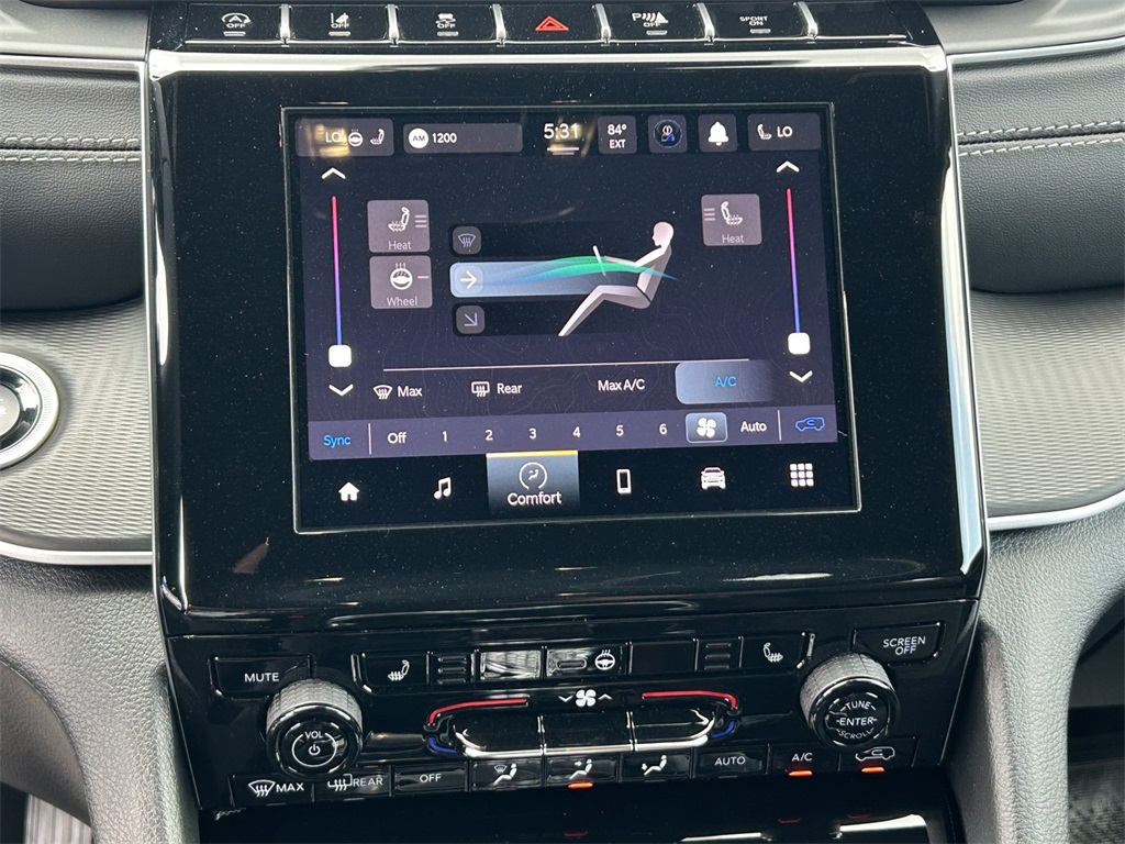 New Car 2025 Jeep Grand Cherokee  Altitude For Sale Under $40,000 In San Marcos, Texas