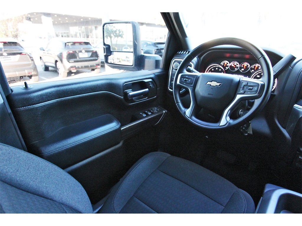 2023 Chevrolet Silverado 2500HD LT - 5