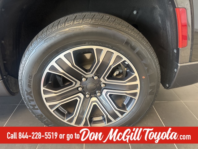 2022 Jeep Wagoneer Series III Black at Don McGill Toyota