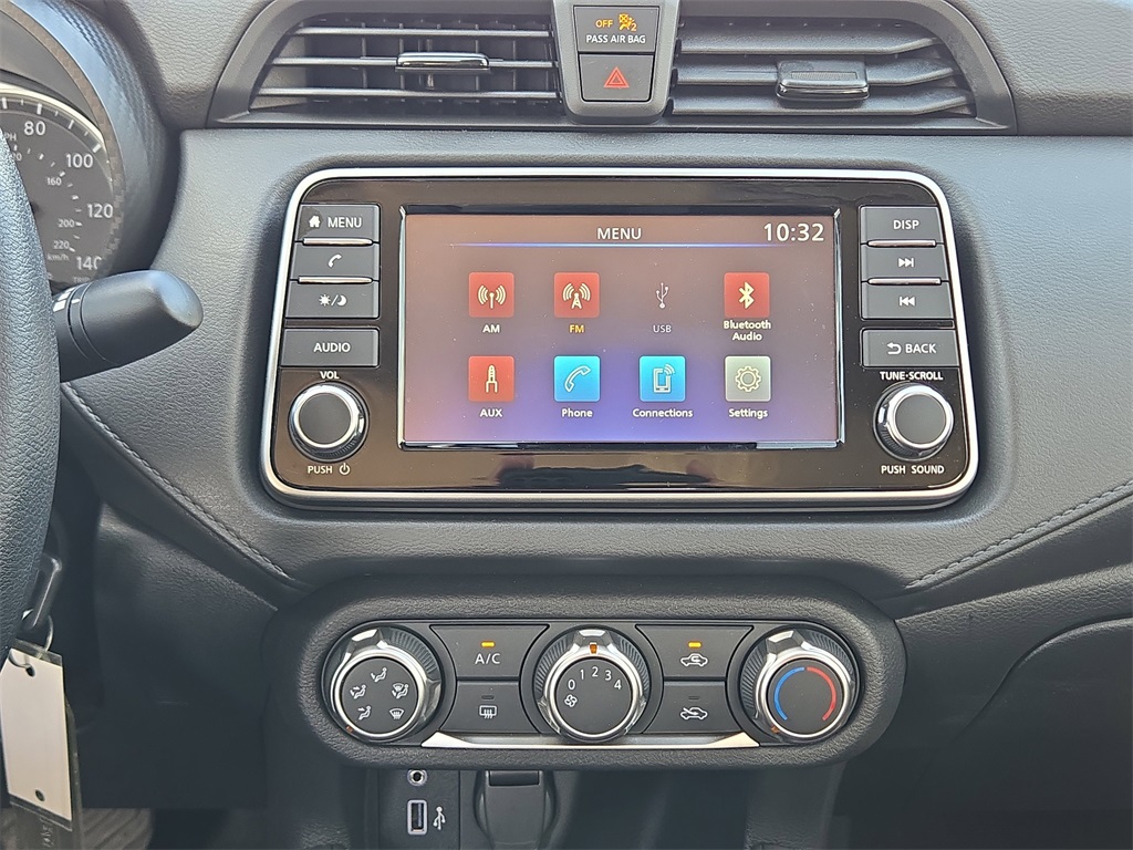 2025 Nissan Versa 1.6 S - 11