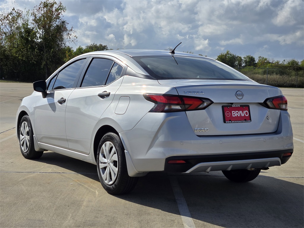 2025 Nissan Versa 1.6 S - 5