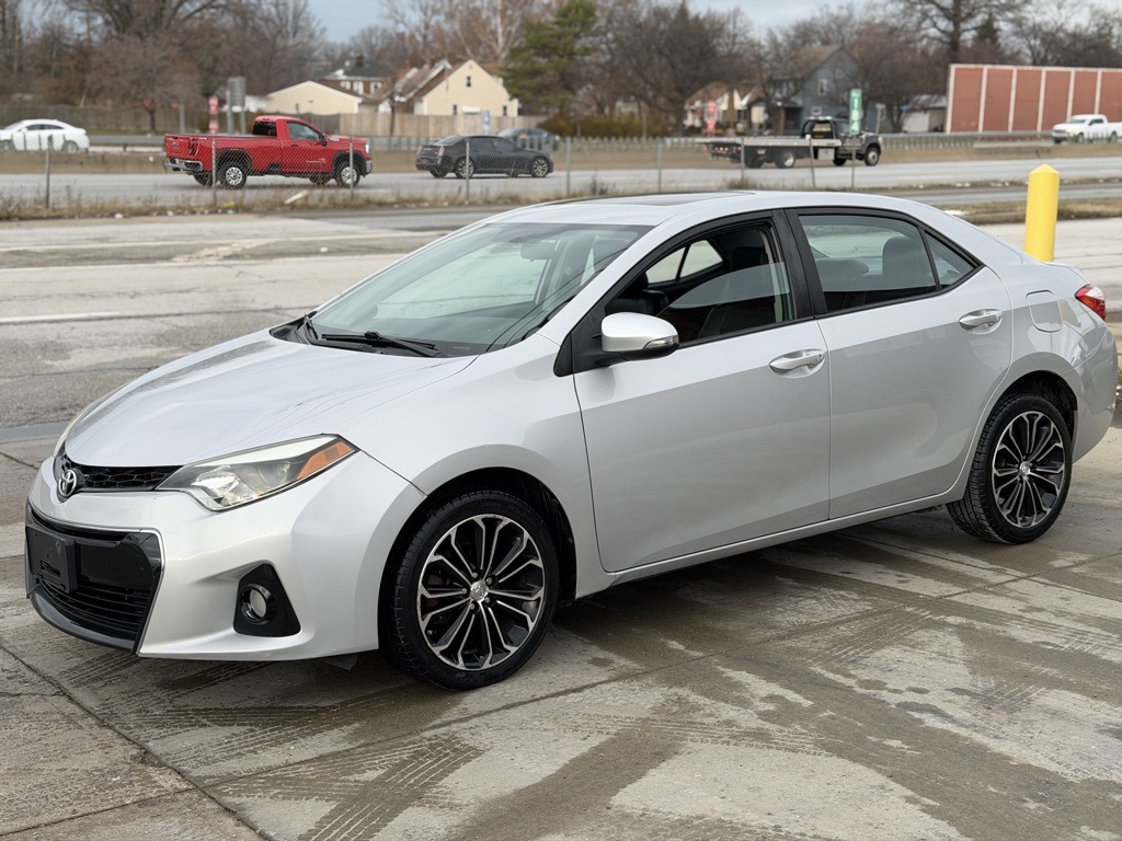 2014 Toyota Corolla S Plus's photo