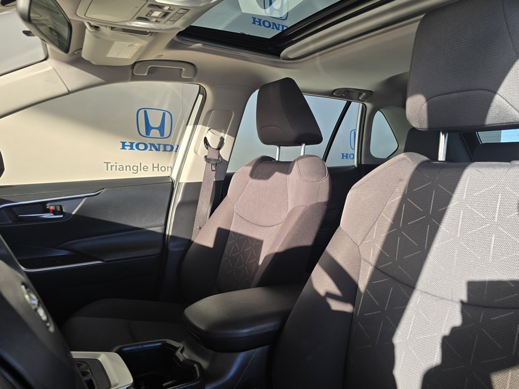 Thumbnail: 2023 Toyota RAV4 - 11