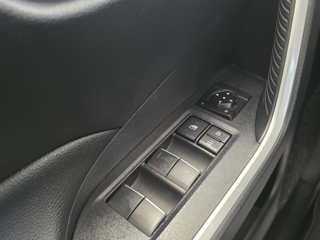 Thumbnail: 2023 Toyota RAV4 - 22