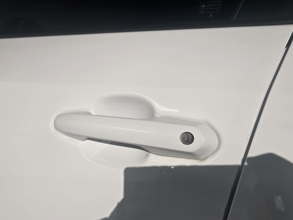 Thumbnail: 2023 Toyota RAV4 - 27